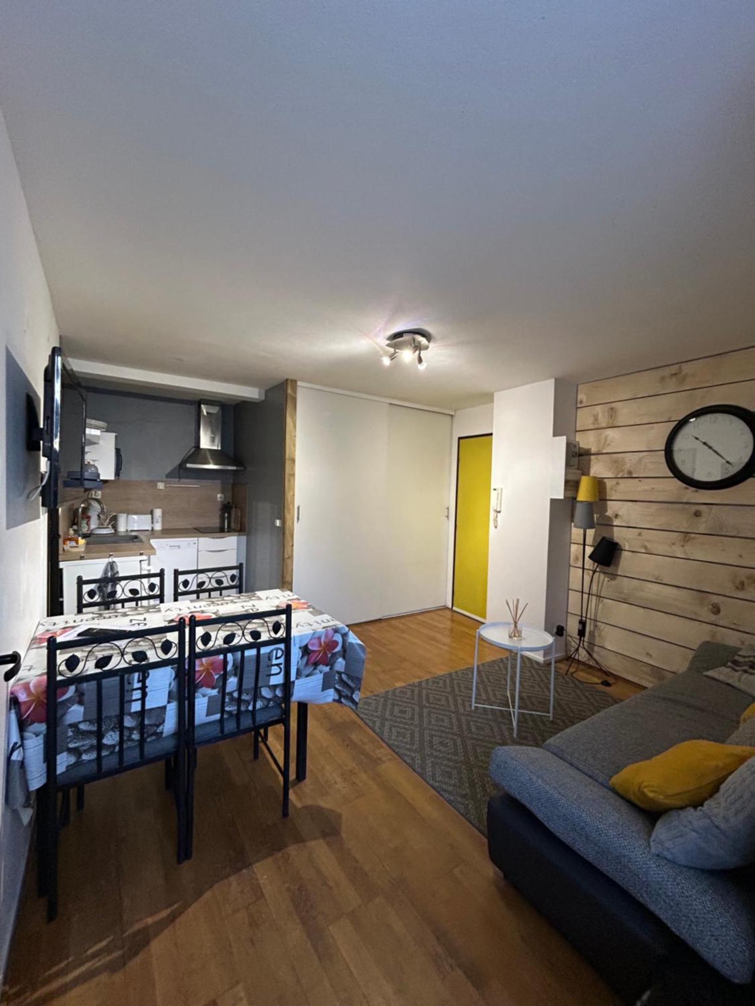 Appt Entier Rdc 1 Chambre Allee D'Etigny Bagneres-de-Luchon Luaran gambar